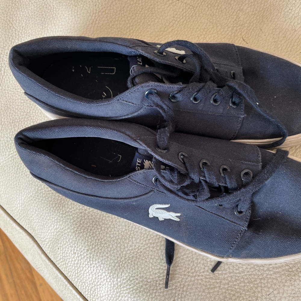 Lacoste running shoes - size 8